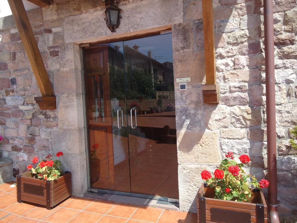 Montanes Hotel Santillana del Mar Bagian luar foto
